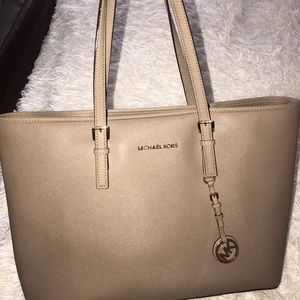 Michael Kors Tote